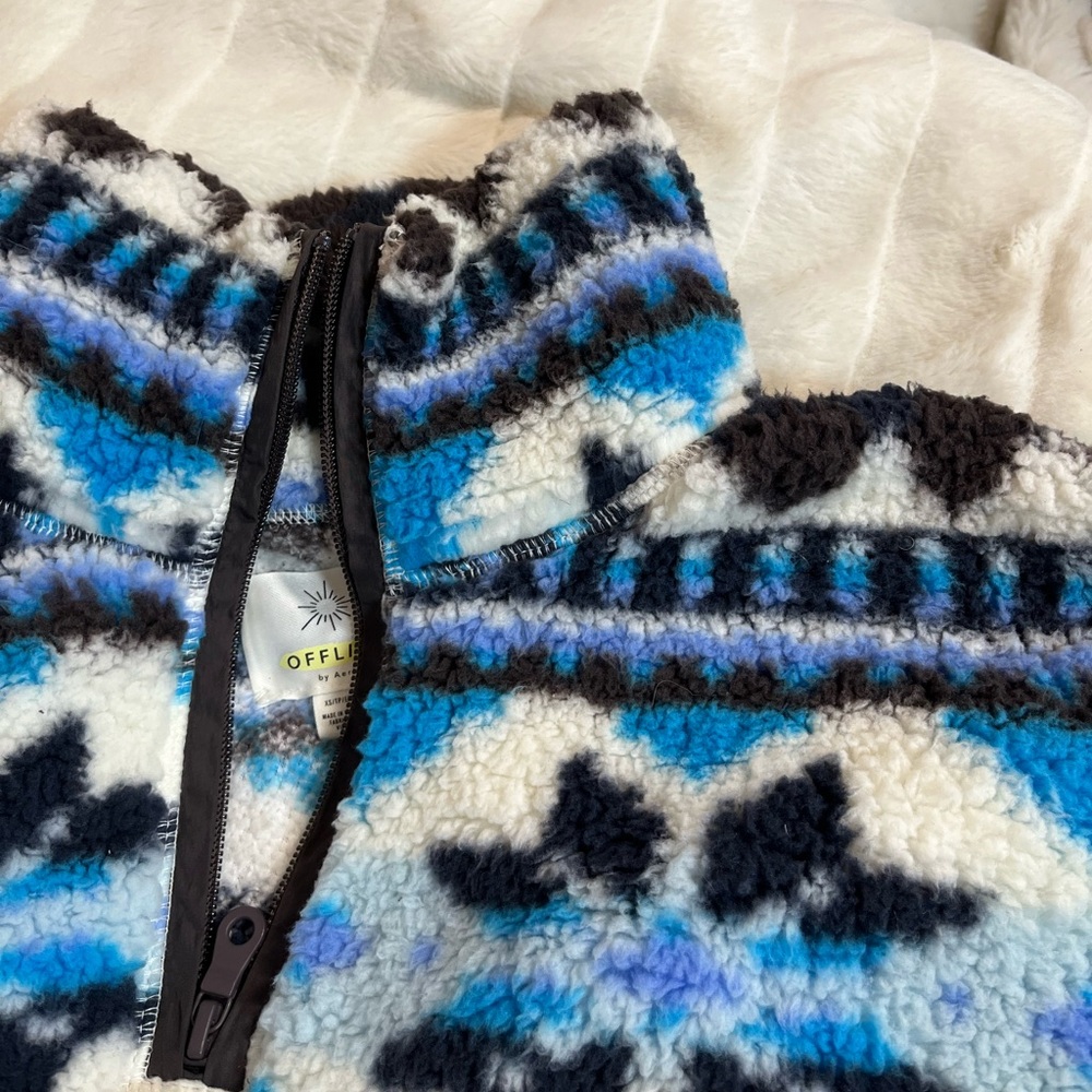 Aerie XS Blue White Fair Isle Fuzzy Fleece Fall Winter Oversize Sweatshirt